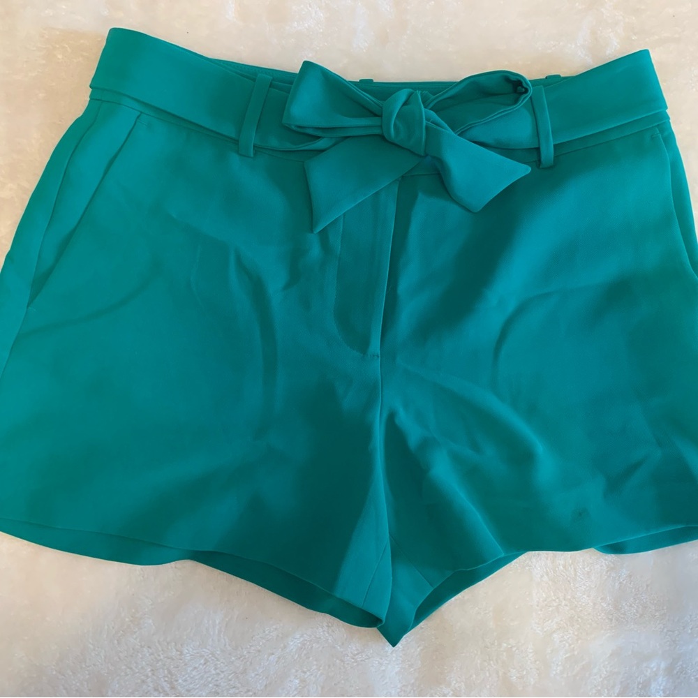 Ann Taylor tie front tailored shorts